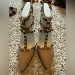 Sole society Adobe Patent Leather Studded Heels